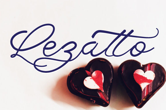 Lezatto Font: Stylish Script for Modern Design